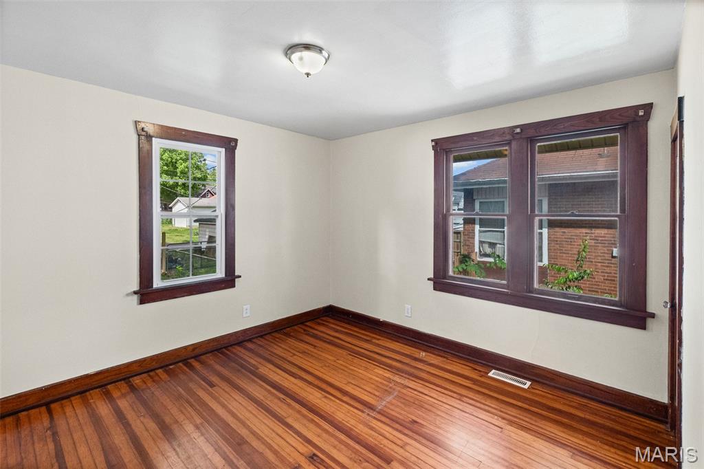 Twelve Oaks - Residential