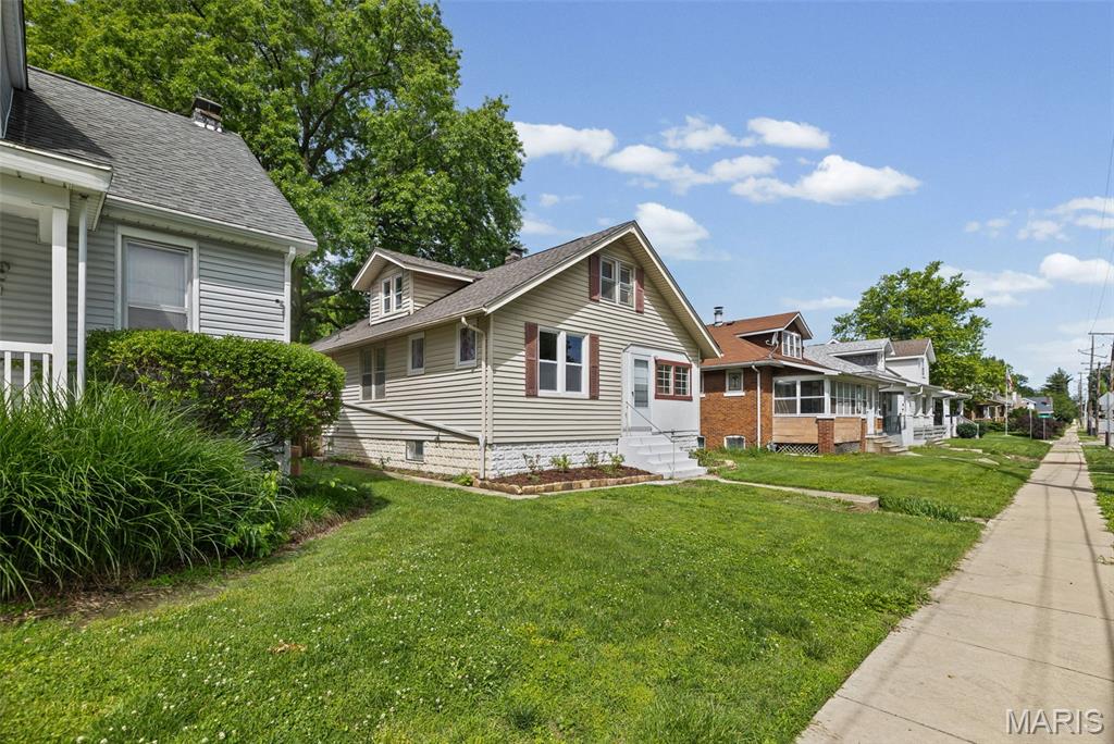 Twelve Oaks - Residential