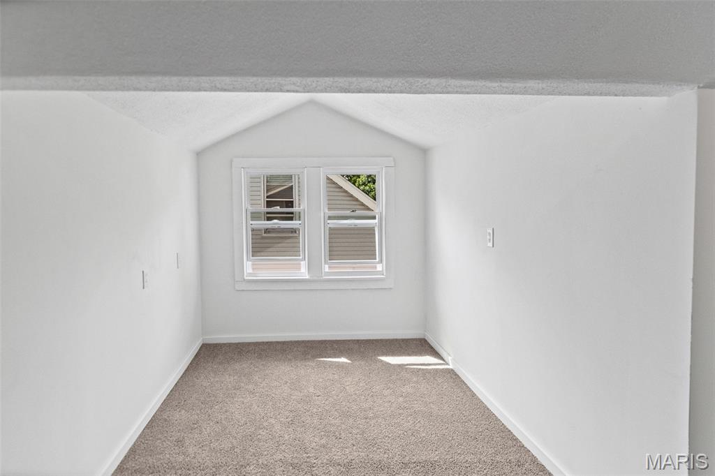 Twelve Oaks - Residential