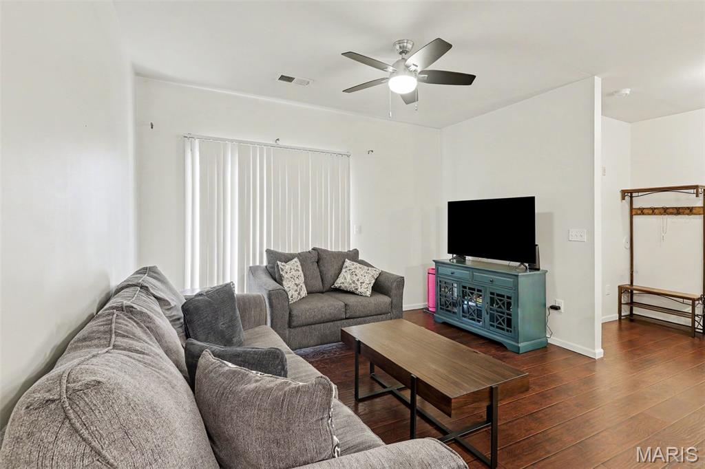Bridgewater Cove A Condo 6th - Residential