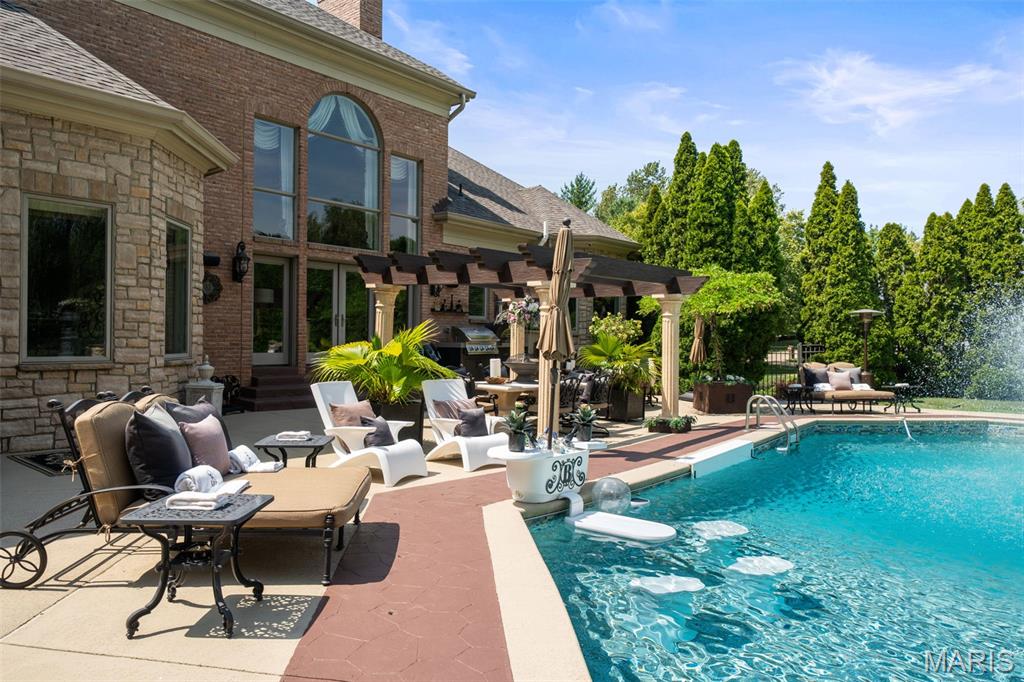 Sunset Ridge - Residential