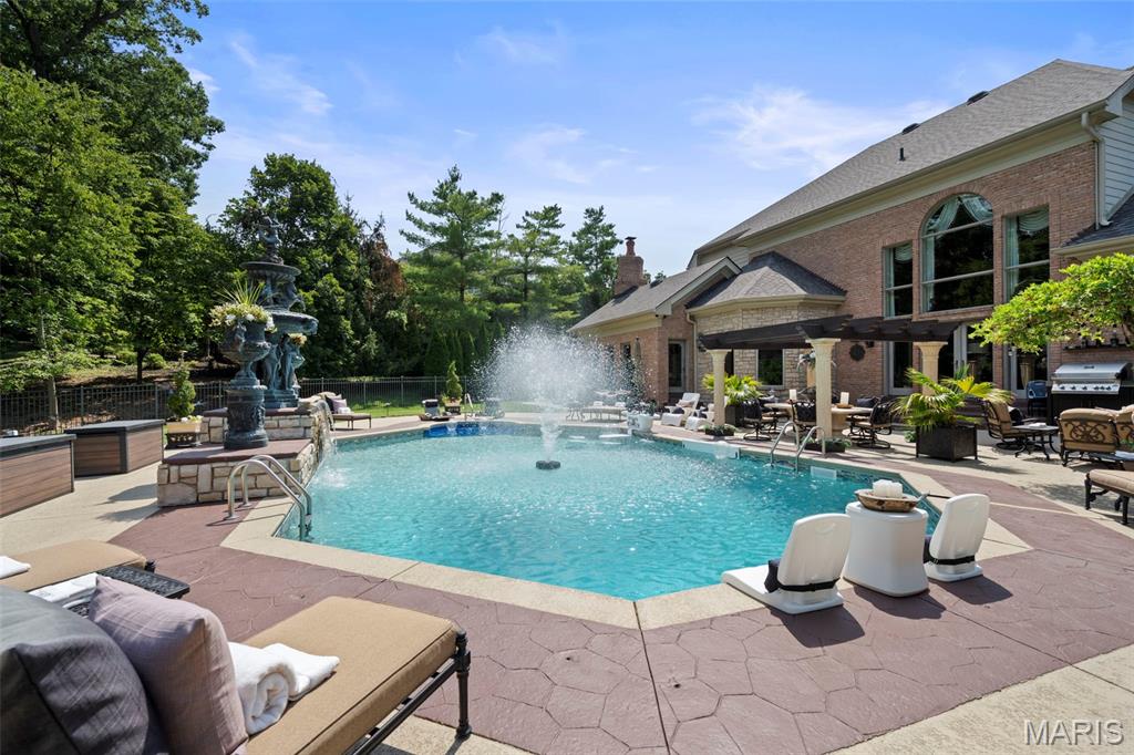 Sunset Ridge - Residential