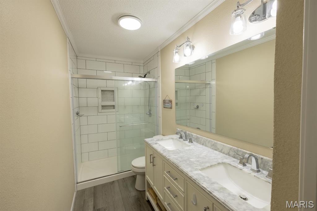 Ashland Court Ph I - Residential