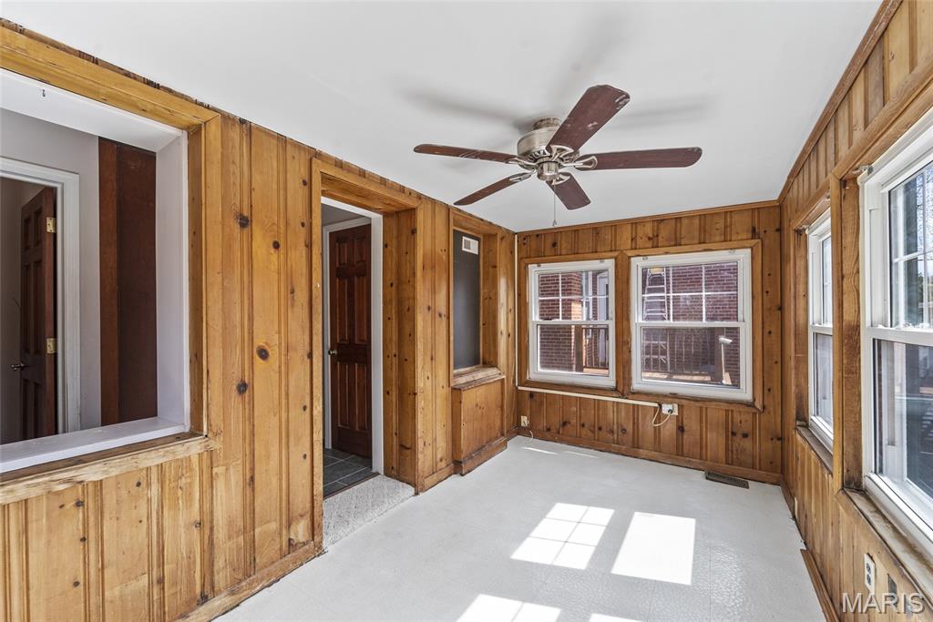 Russell Place Add - Residential