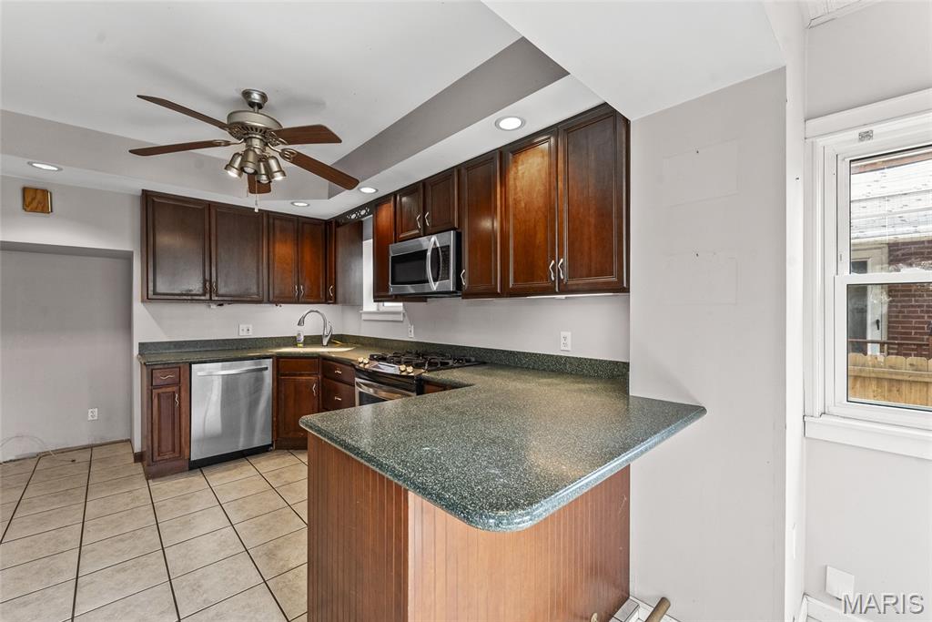 Russell Place Add - Residential