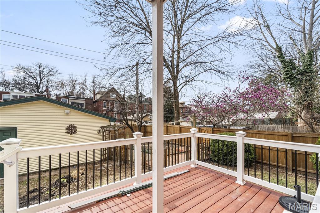 Russell Place Add - Residential