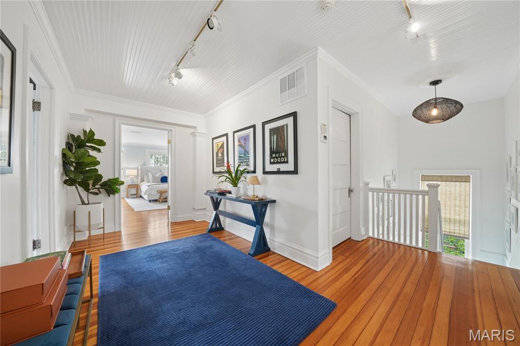 Kingsbury Terrace Add - Residential
