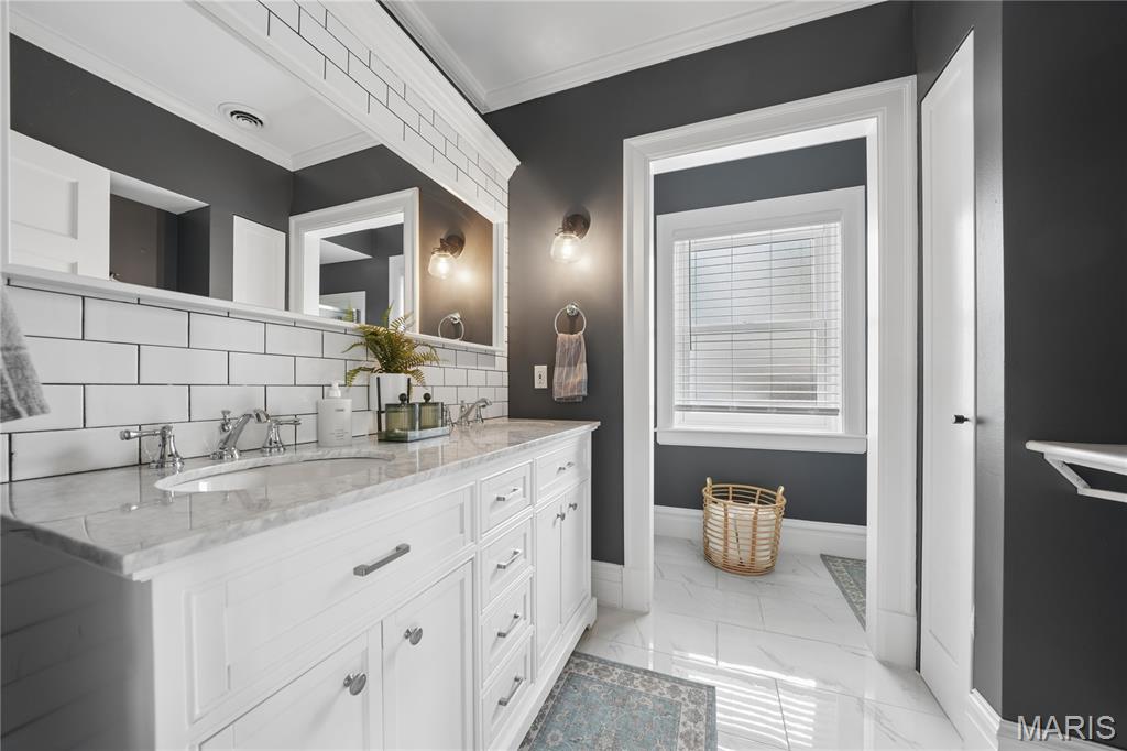 Kingsbury Terrace Add - Residential