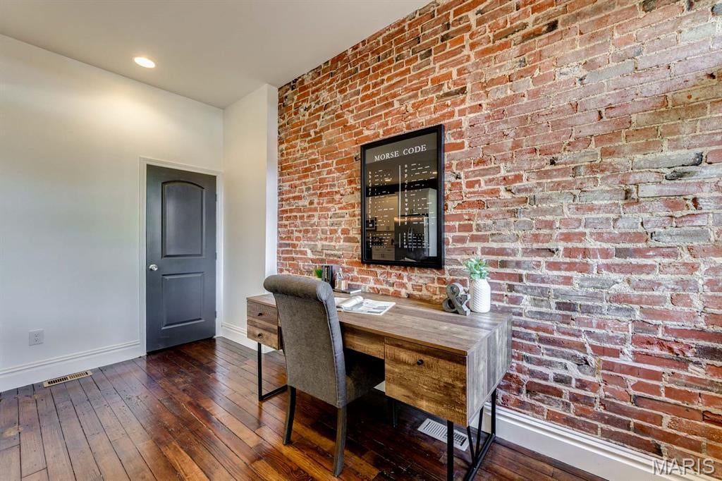 St Louis Commons Add - Residential