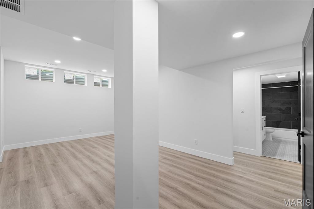 Manors at Lynstone Park - Residential