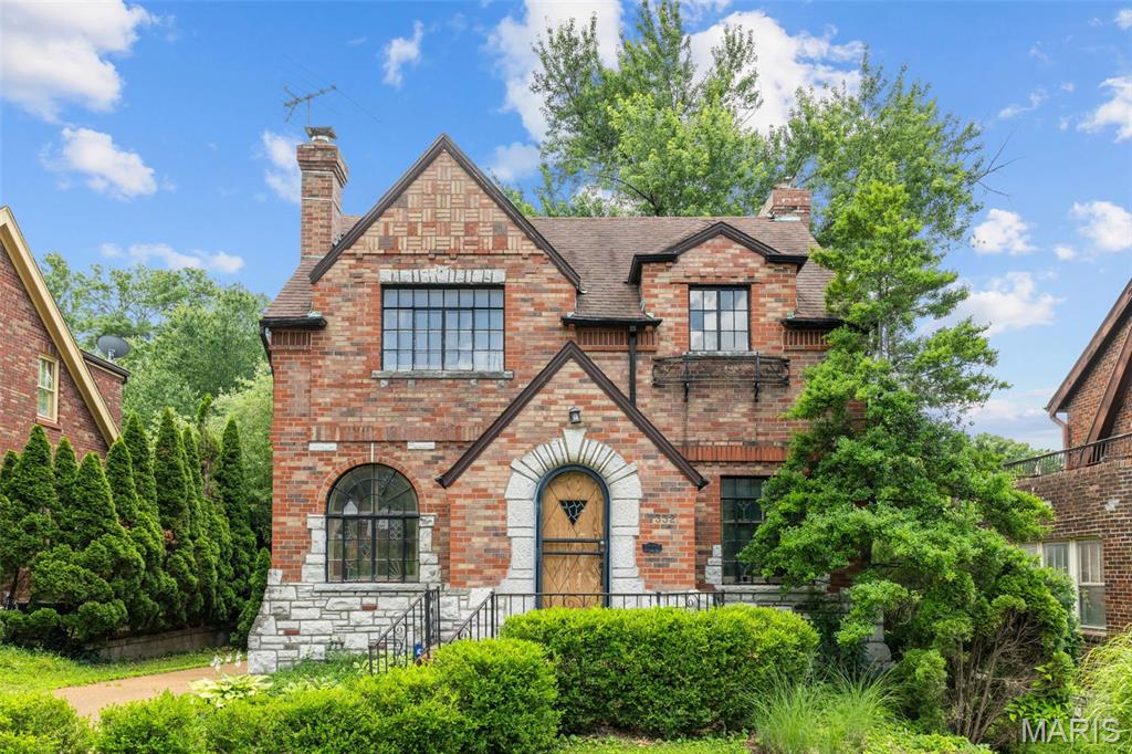 Fall in love with the storybook curb appeal of this distinctive Tudor Revival home. From the brick-and-stone exterior and arched front entry to the stained glass, hardwood floors, fireplace, and curved staircase banister, this home is full of warmth, character, and architectural detail.

This as-is rehab opportunity has an estimated ARV of $300,000+ and checks all the boxes for a renovation with real upside. The home offers the charm buyers love, a layout with strong potential, and the kind of original details that can make a rehab feel truly special.

The setting adds even more appeal. This property sits in a registered historic neighborhood known for its welcoming feel, strong sense of community, and lively events throughout the year. Neighbors here aren’t just neighbors, they’re part of something special.

A virtual tour is available for buyers who want to walk through the home before scheduling a showing. A pre-listing inspection completed by an ASHI-certified inspector is also available in the documents section.

Property is being sold as-is, with seller to make no repairs, warranties, or concessions.