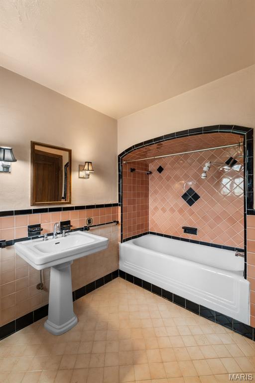 Pasadena Hills Sec Two - Residential