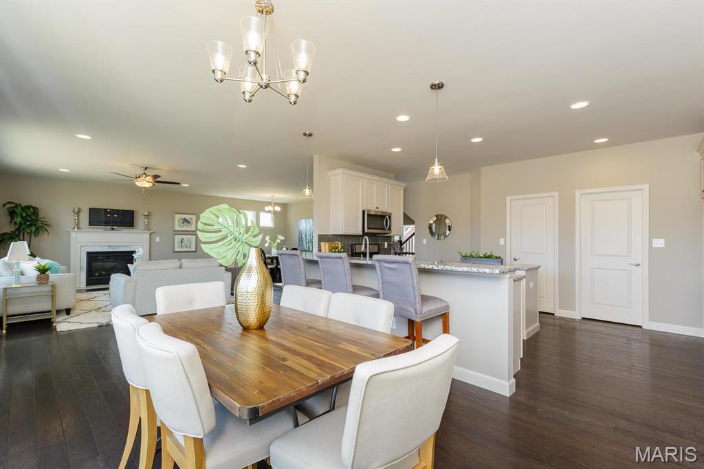 Ryehill Manor - Residential