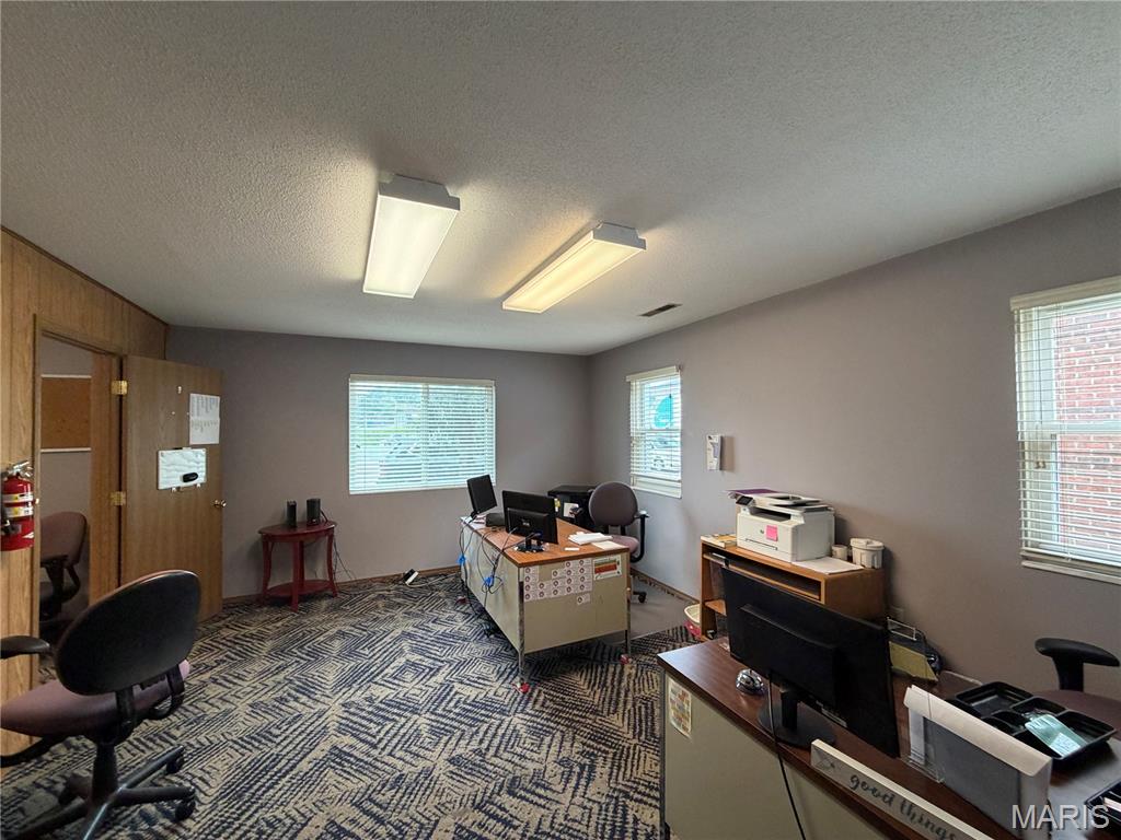 NA - Commercial Lease