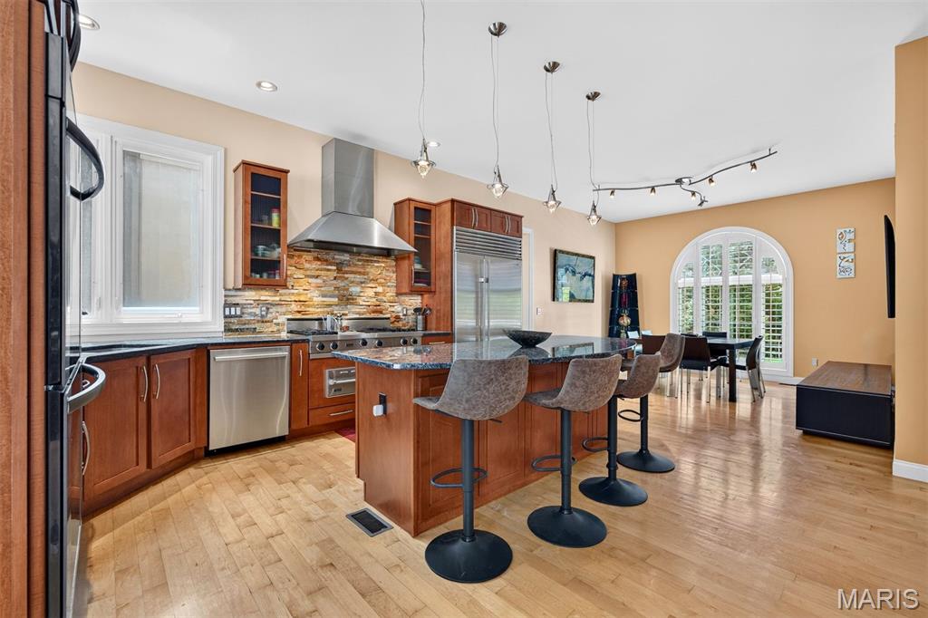 Chesterfield Lakes - Residential