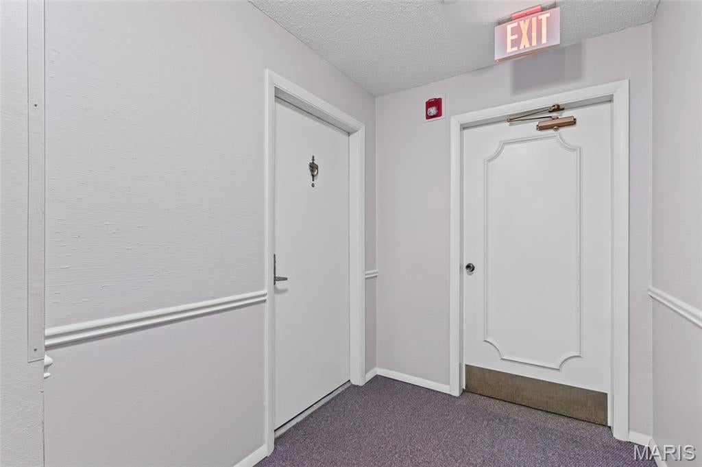 Manor Condo At Oxford Hill The - Residential