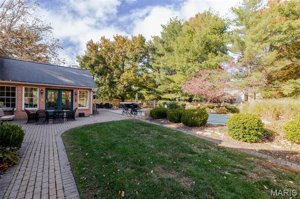 Ravenwood Lake Estates - Residential
