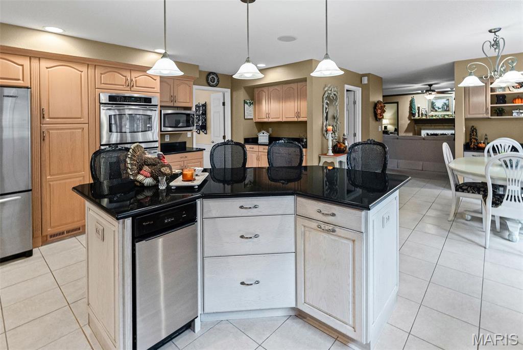 Ravenwood Lake Estates - Residential