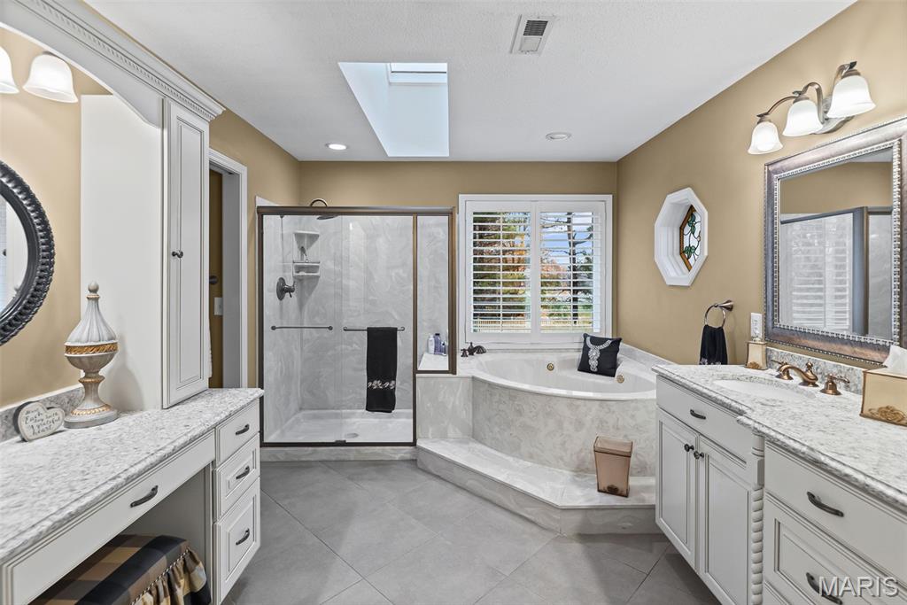 Ravenwood Lake Estates - Residential
