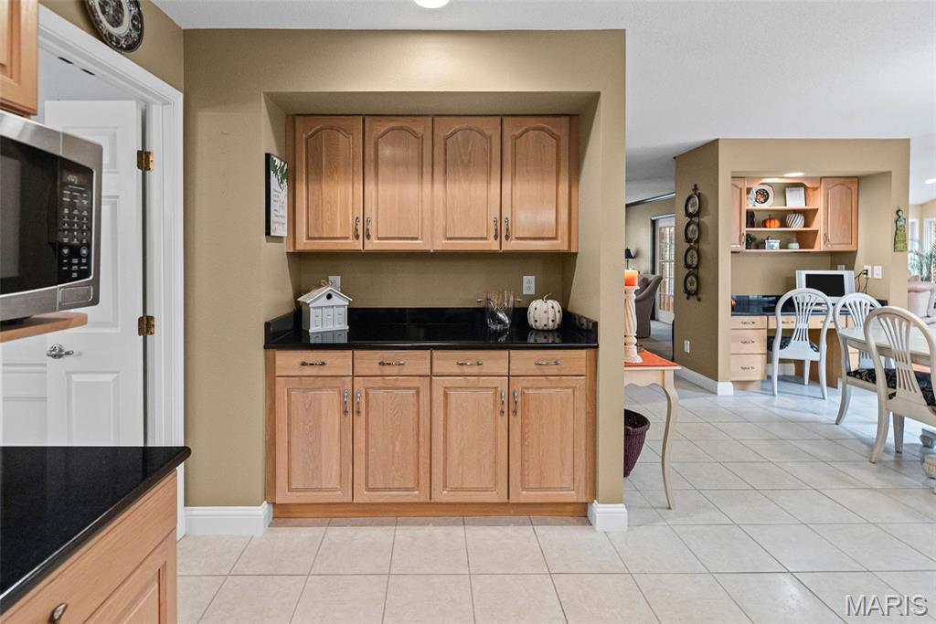 Ravenwood Lake Estates - Residential