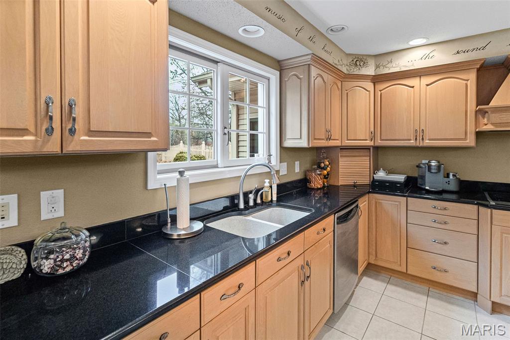 Ravenwood Lake Estates - Residential