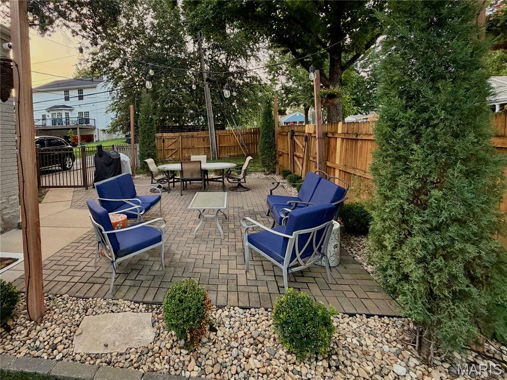 Stratford Lane Add - Residential Lease