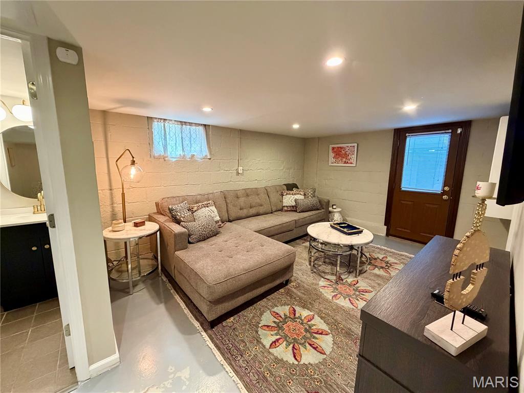 Stratford Lane Add - Residential Lease