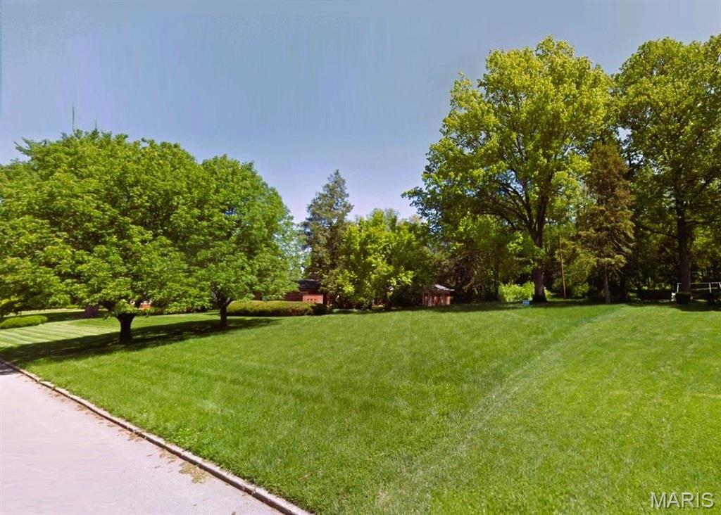 Country Club Place - Land