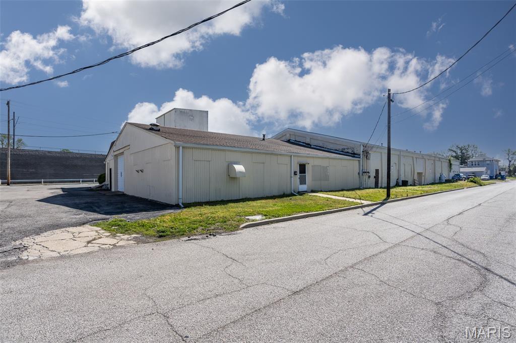 Oakland Add - Commercial Sale