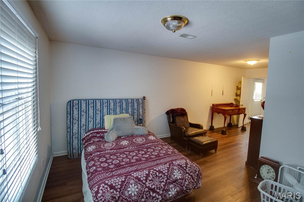 Forest Hills - Residential