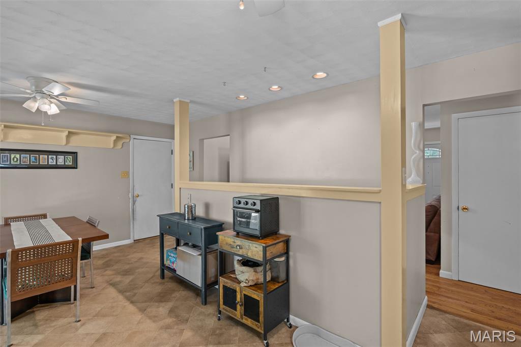 Dickhardts 01 - Residential