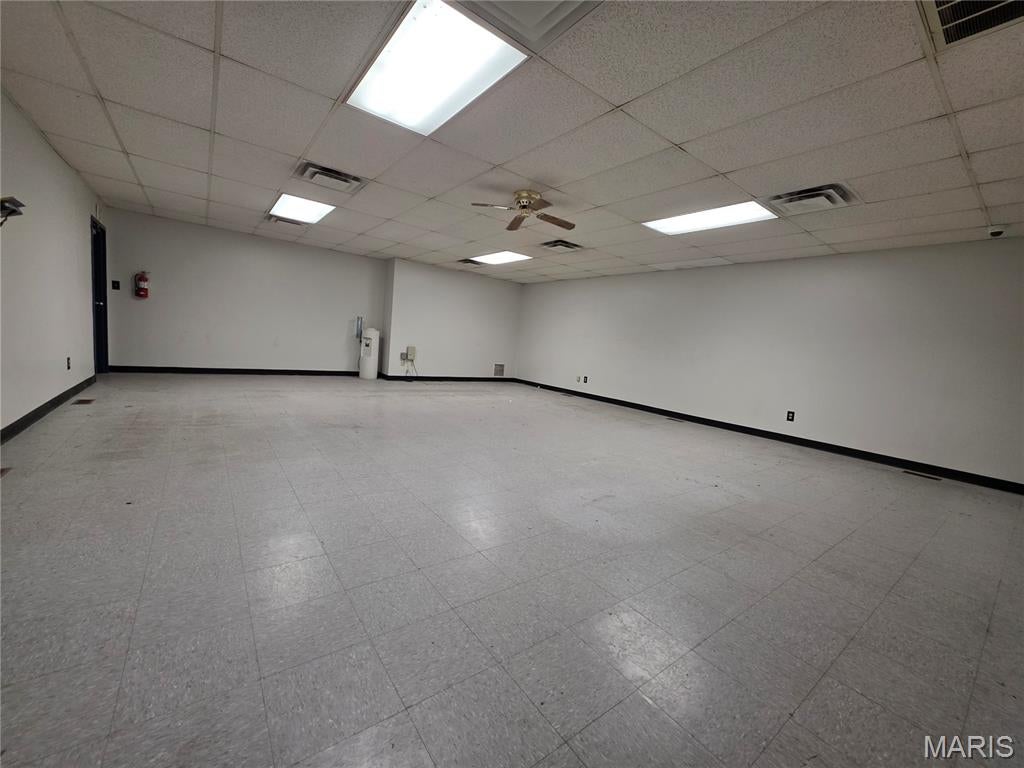 Not in a subdivision - Commercial Lease