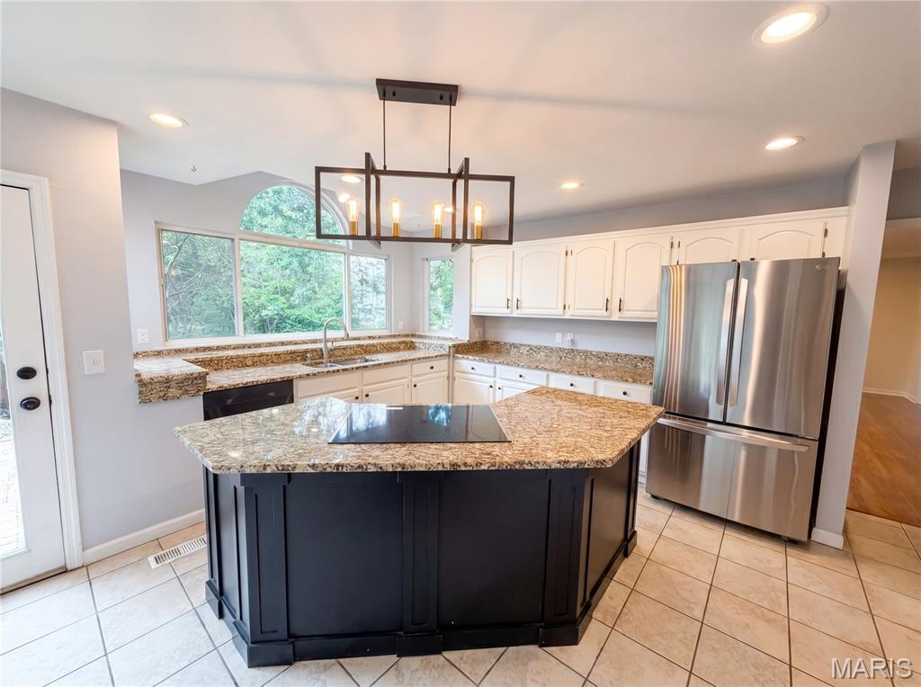 Estates At Lake Chesterfield The - Residential