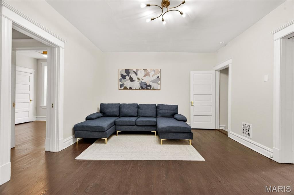 R W Hunts Add - Residential