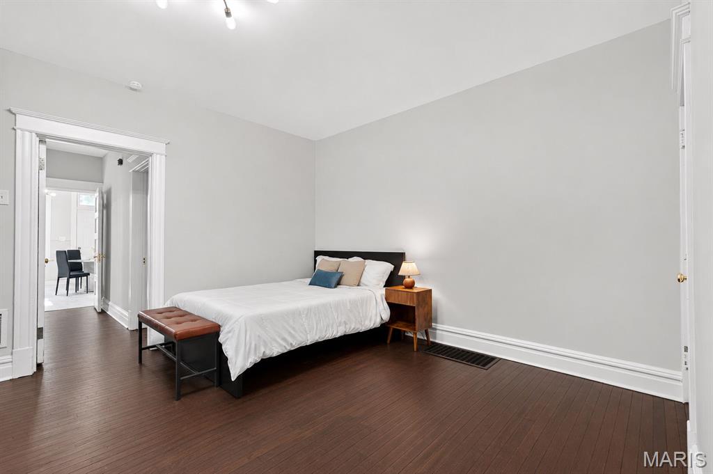 R W Hunts Add - Residential