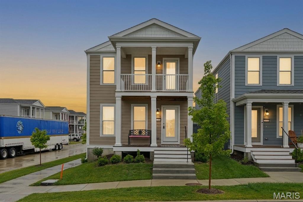 New Town At St Chas #15 - Residential