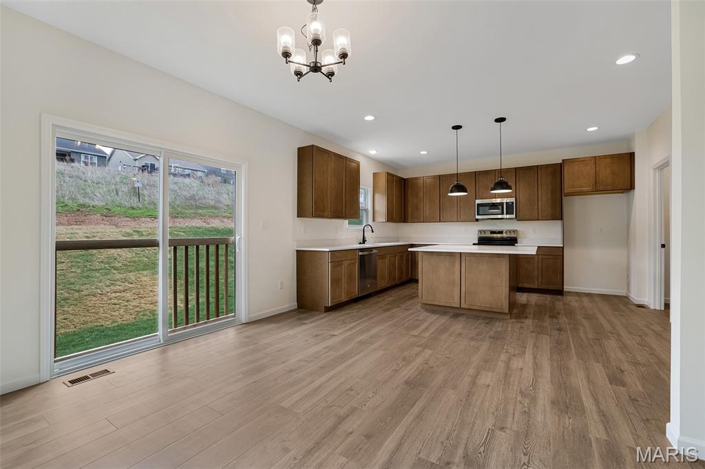 Hawk Ridge 20 - Residential
