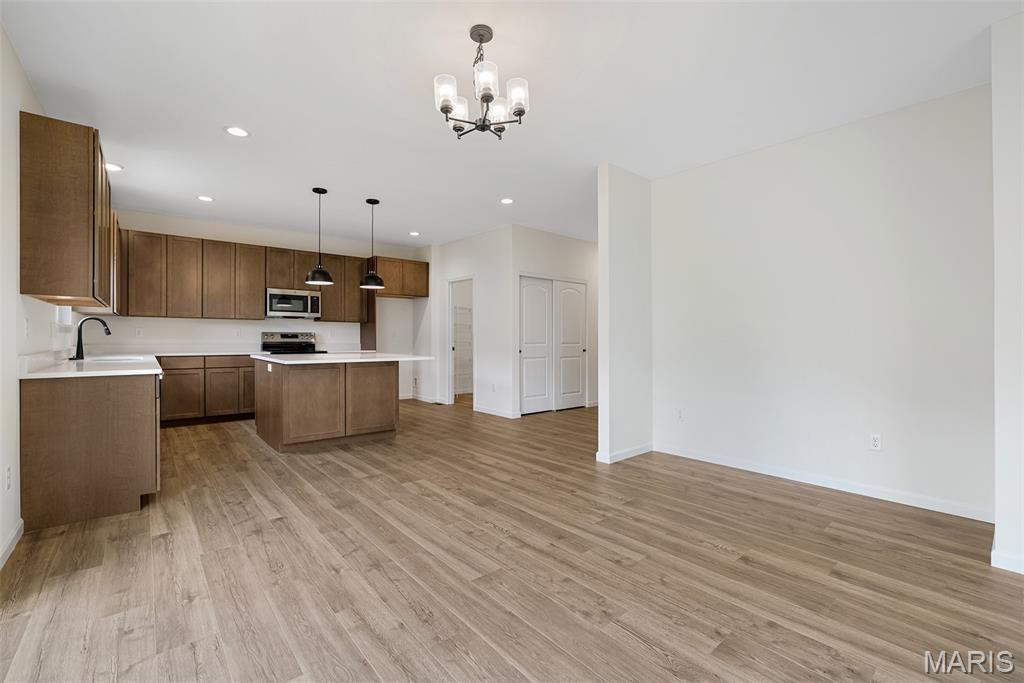 Hawk Ridge 20 - Residential