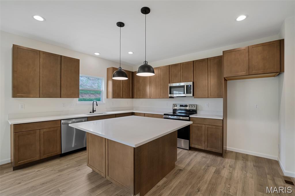 Hawk Ridge 20 - Residential