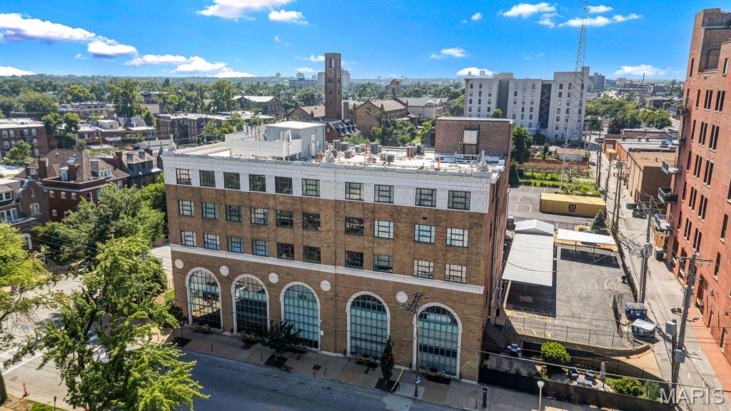 Maison Lofts - Residential