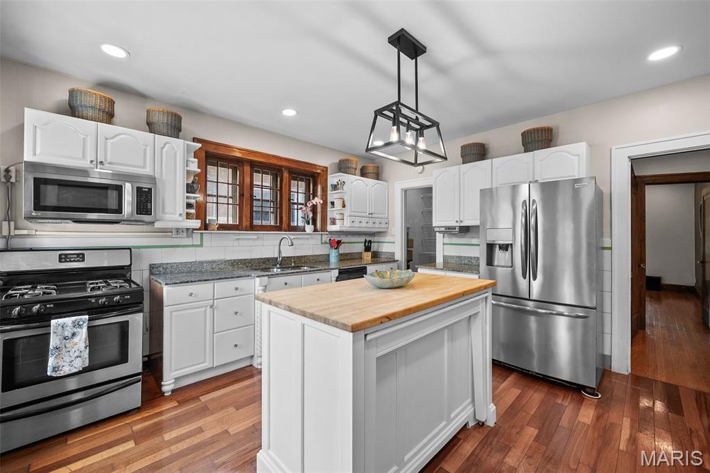 South Holly Hills - Residential