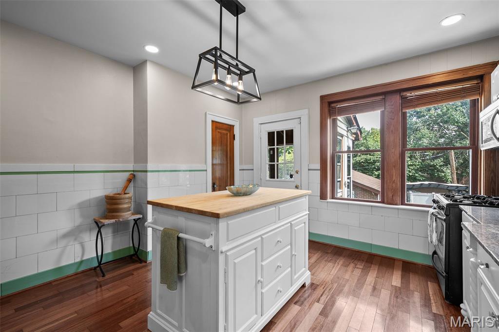 South Holly Hills - Residential