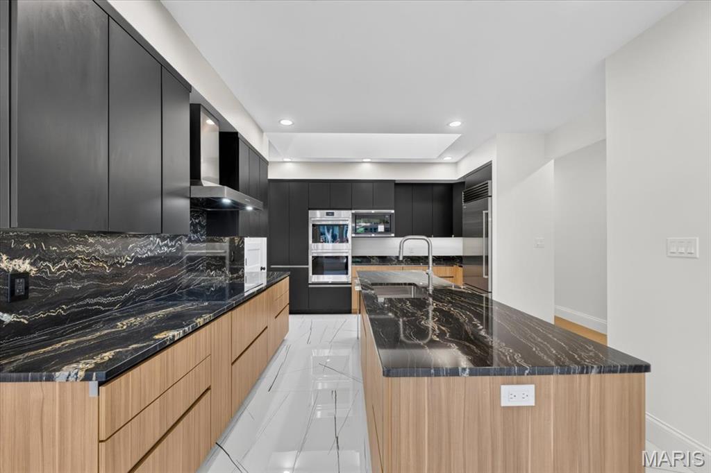 Willows Condo The - Residential