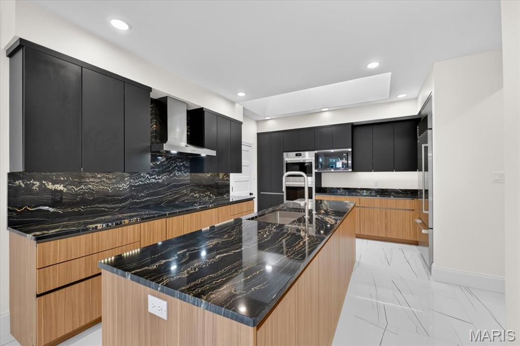 Willows Condo The - Residential