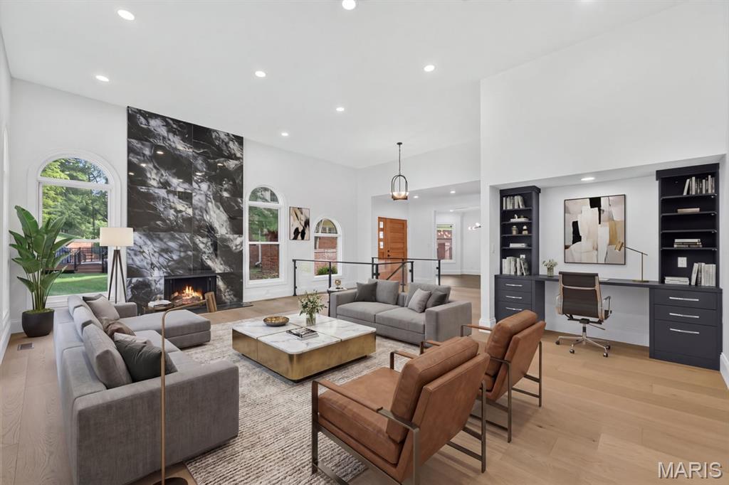Willows Condo The - Residential