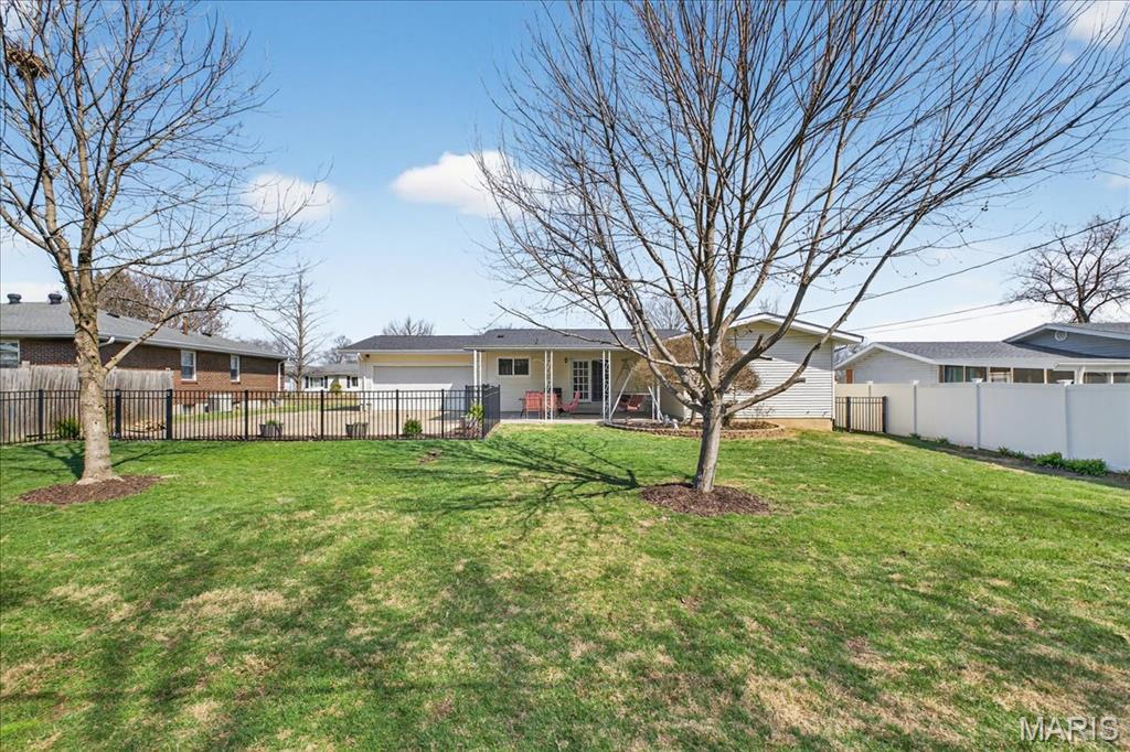 Dardenne Lake Estate - Residential