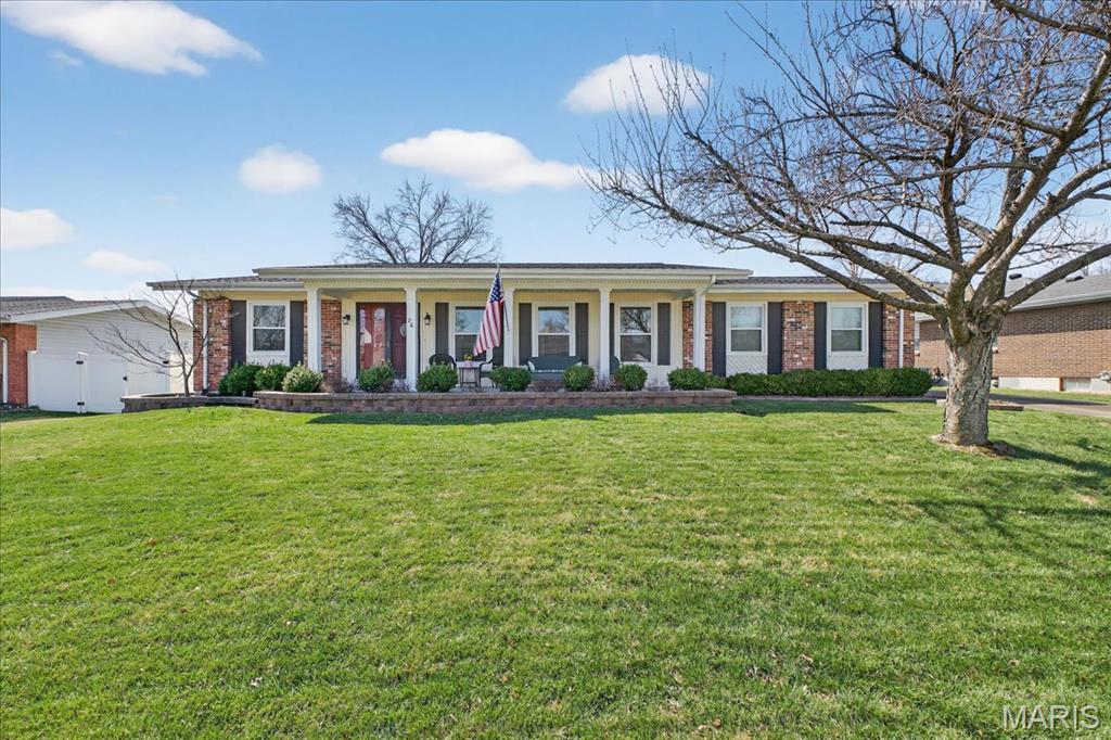 Dardenne Lake Estate - Residential