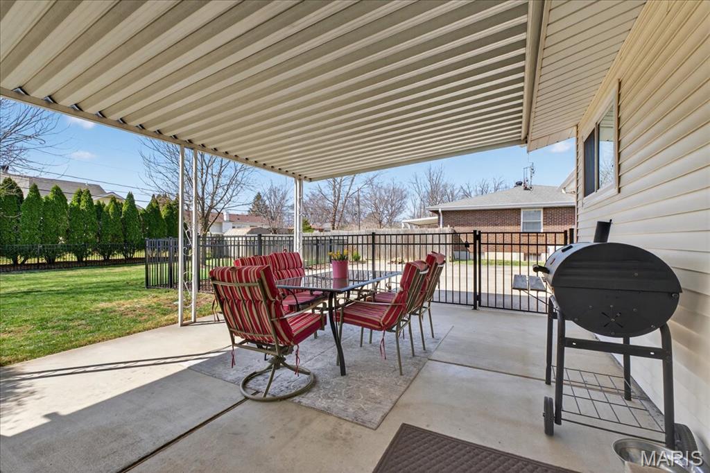 Dardenne Lake Estate - Residential