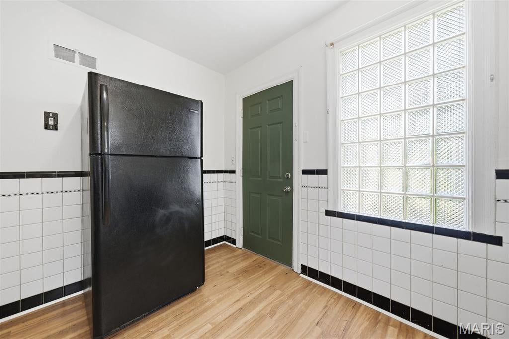 DELLWOOD AVE & CHAMBER S RD 11H340283 8 18 82 - Commercial Sale