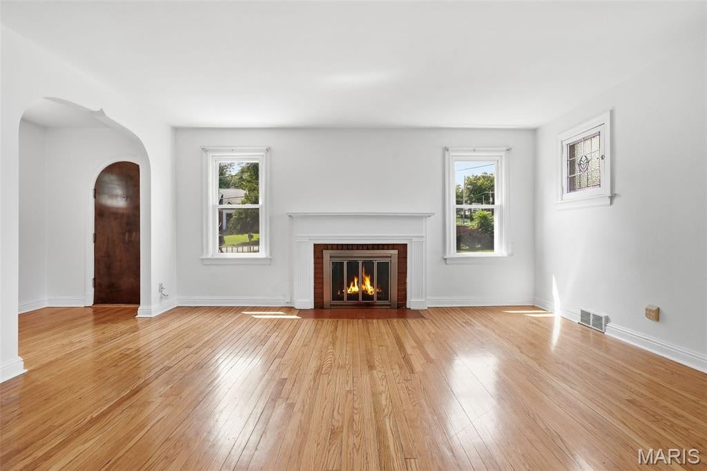DELLWOOD AVE & CHAMBER S RD 11H340283 8 18 82 - Commercial Sale